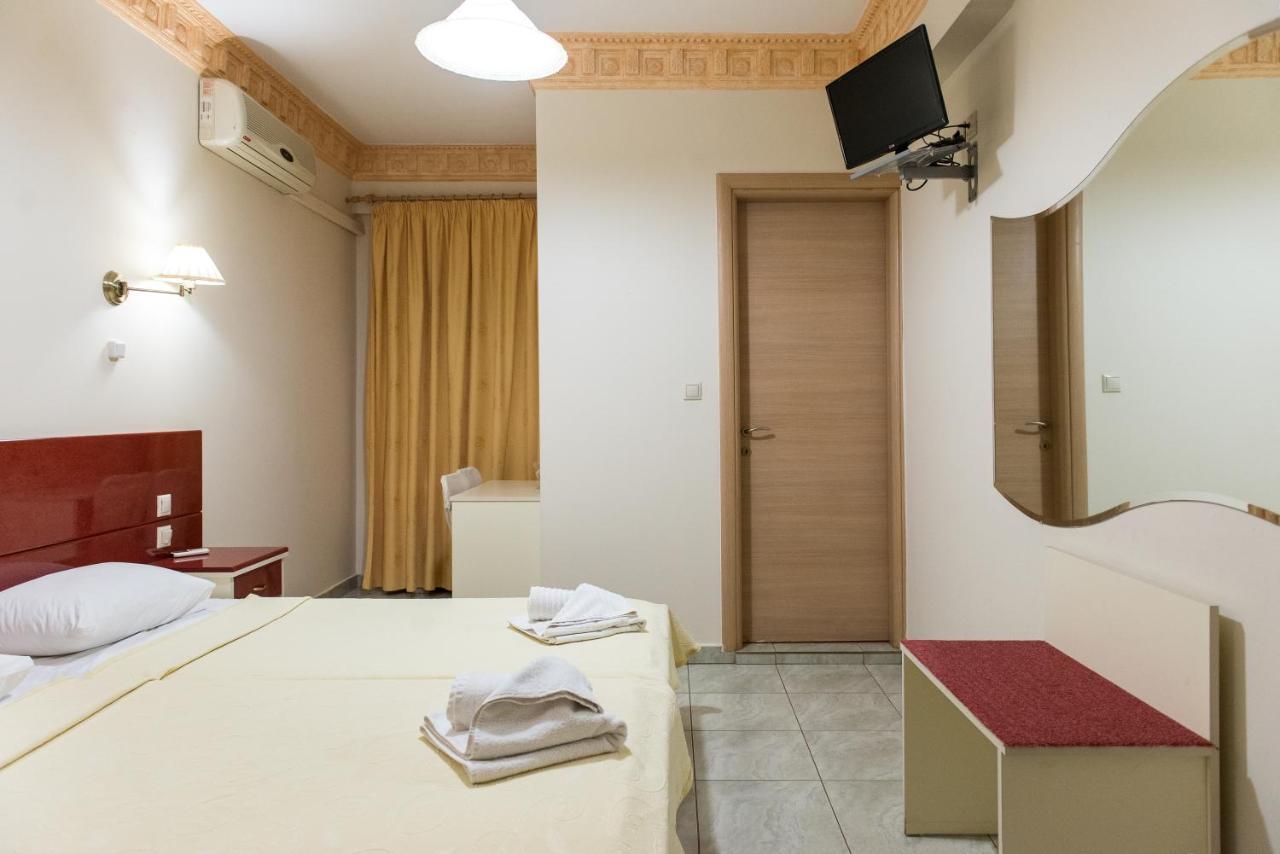 Hotel Aigli Farsala Екстериор снимка