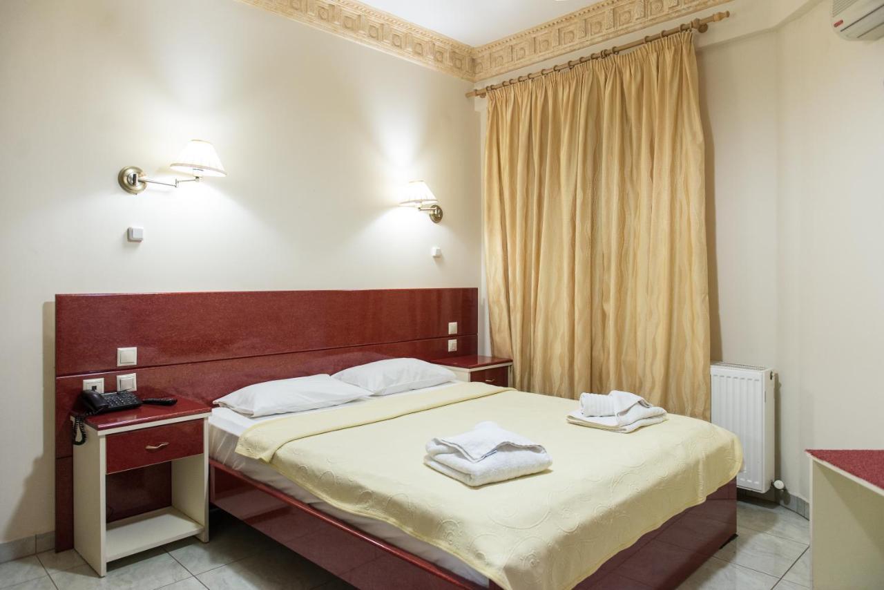 Hotel Aigli Farsala Екстериор снимка